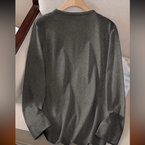 Saint Michael Defend us in Battle gray long sleeves graphic tee women XL or XXL - Picture 2 of 6